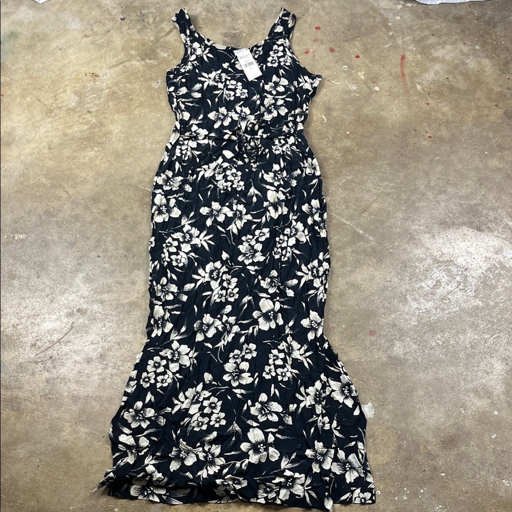 Old Navy Black Maxi Dress with White Floral Print